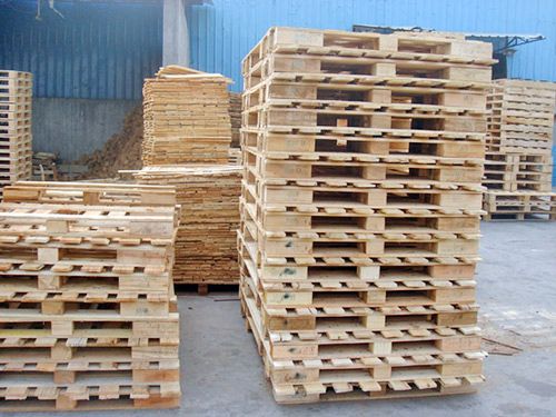 产品描述:东莞市厉氏木制品专业销售木制消毒卡板,提供木制